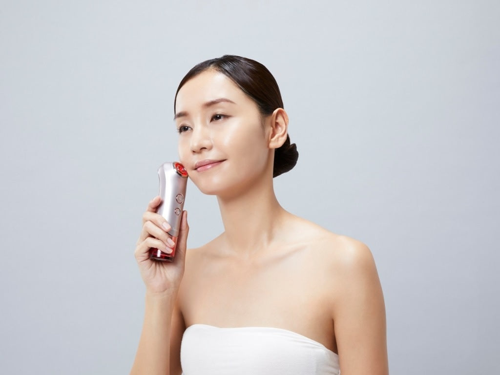 YA-MAN | RF Beauté Bloom (Red) (S10-YL-HK-1)